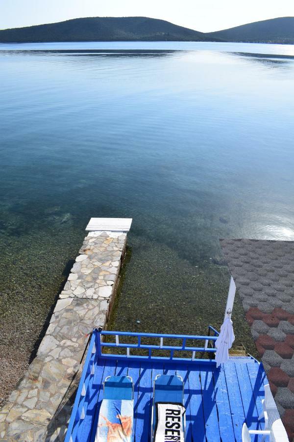 Dimitris Constantinou Villa Sourpi ภายนอก รูปภาพ