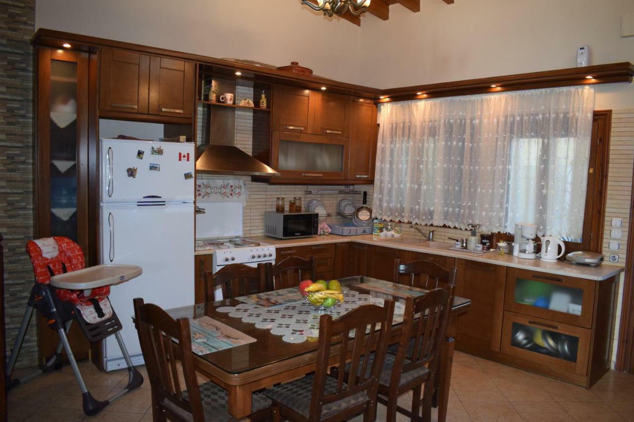 Dimitris Constantinou Villa Sourpi ภายนอก รูปภาพ